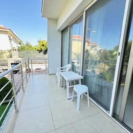 Tempo Sea Suits דירה קיירניה